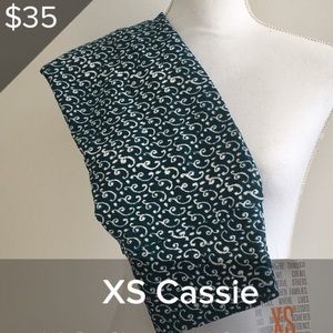 LuLaRoe Cassie Pull On Stretchy Pencil Skirt